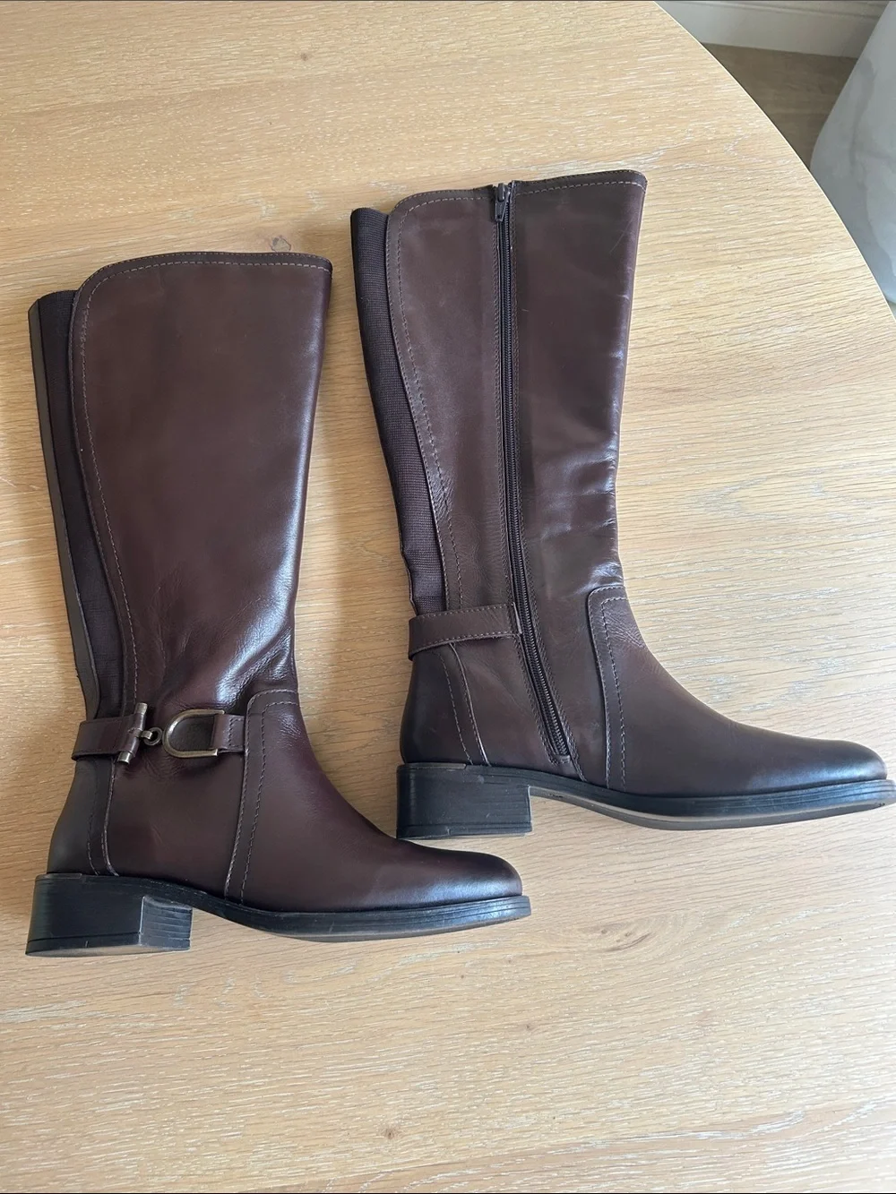 Vintage Foundry Hortense gant Brown Leather Riding Boots, size 7.5, NWOT Display